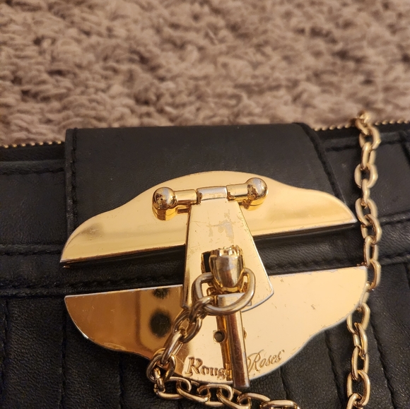 Rough Rose's Wallet - Picture 2 of 5